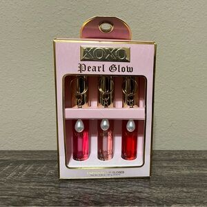 XOXO Pearl Glow Keychain Lip Trio